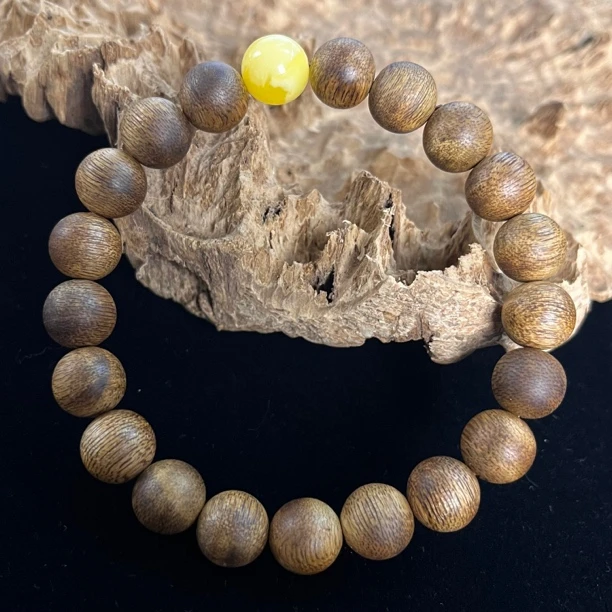 【金沙叶爆款】海南莺歌绿棋金沙叶红金倪蜜甜凉感手串多样性发货