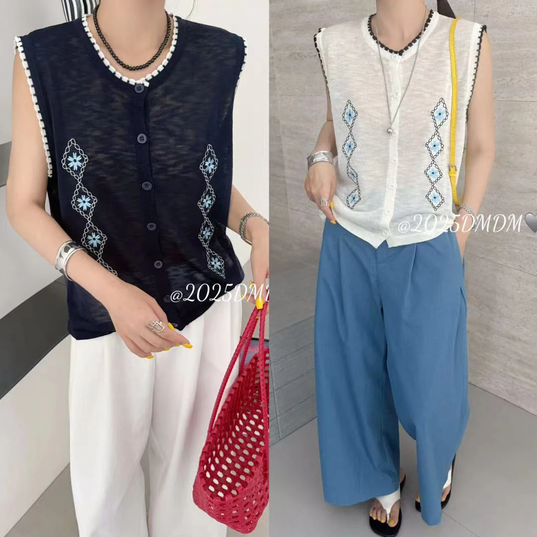 圆领菱形格针织无袖上衣