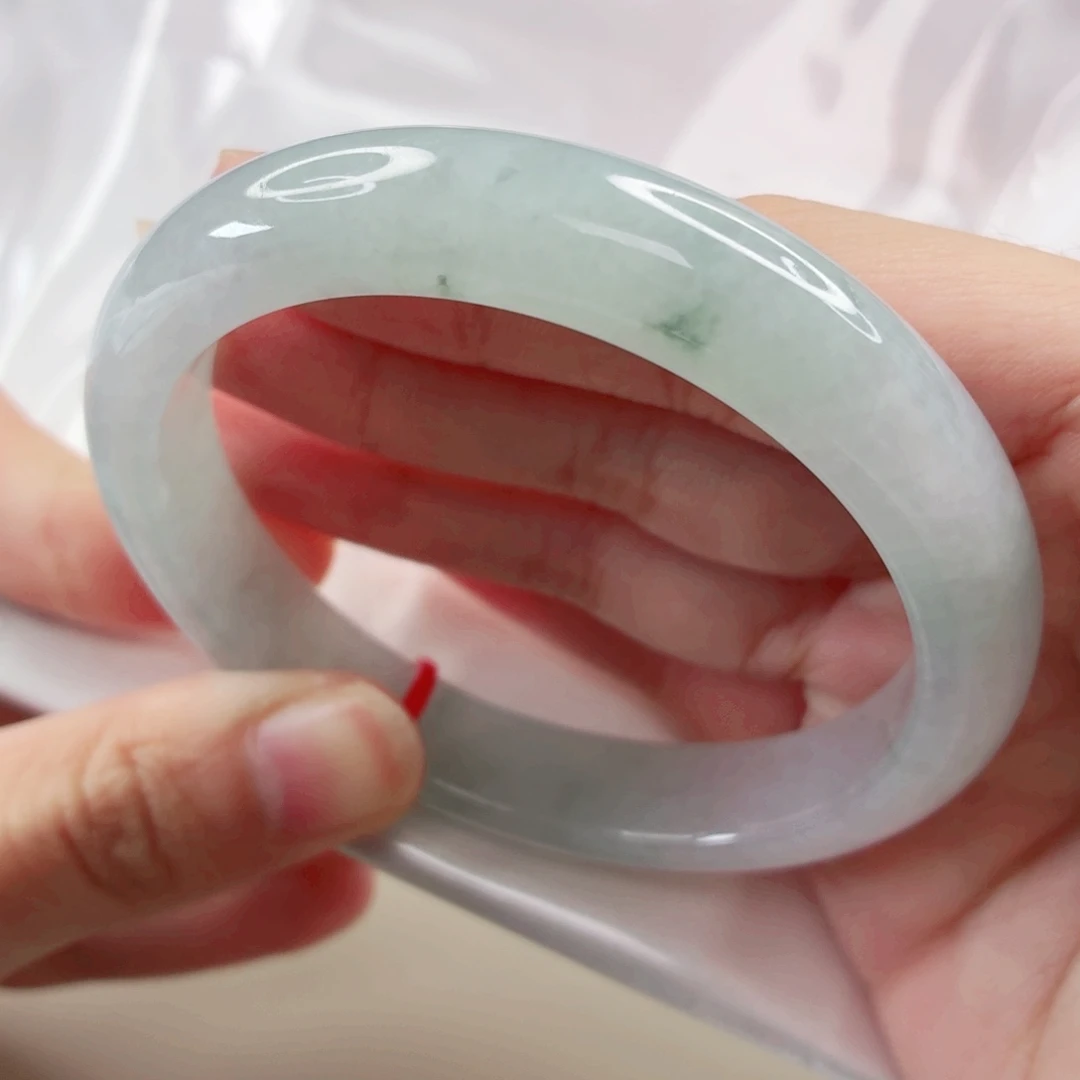 翡翠未镶嵌手镯正圈55.7