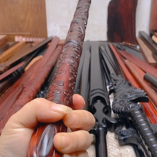 紫檀木木木80长盘龙棍有瑕