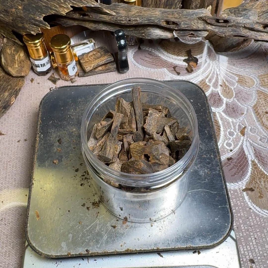 楠木雷*绿香陆河香木艺原材料 52