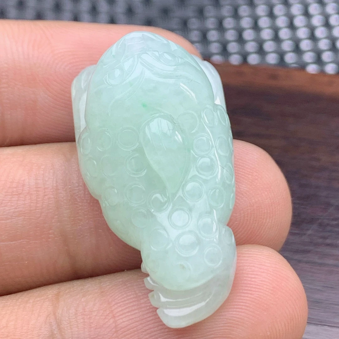 天然缅甸A货翡翠金蟾挂坠满底色冰透三足三脚晴水绿挂件吊坠精雕