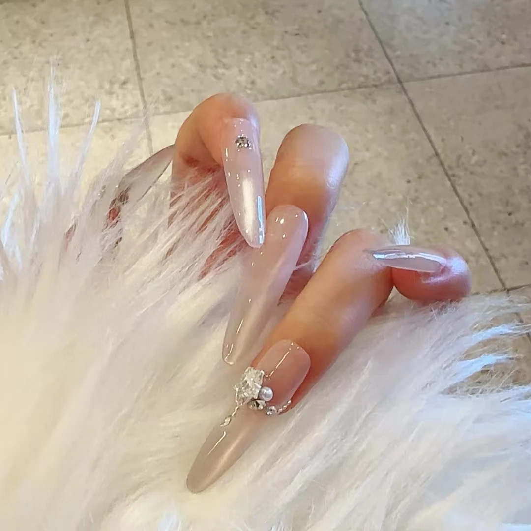 【两单飞】一单一付 纯手工默认微瑕on退on换东洲锆石猫眼穿戴甲