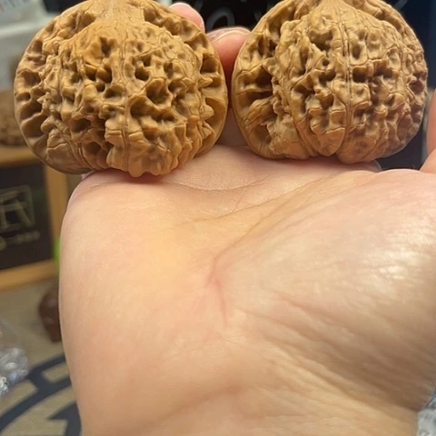 文玩核桃把件龙鼎官帽