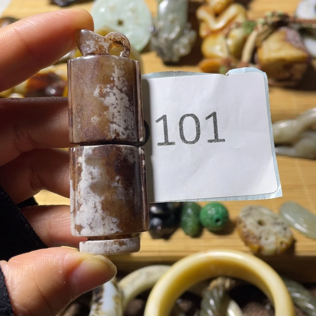 未镶嵌和田玉挂件