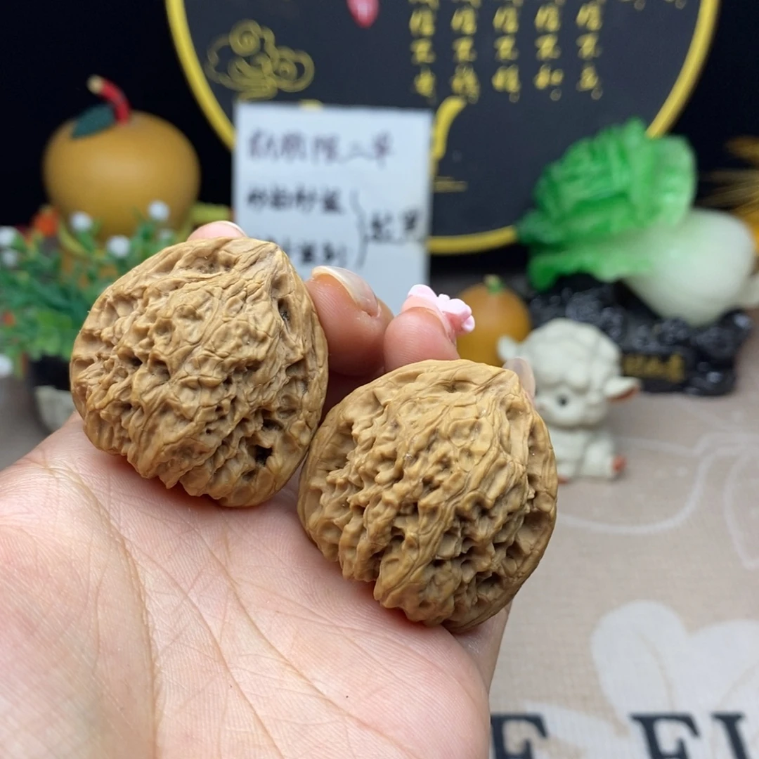 文玩核桃吊坠南疆