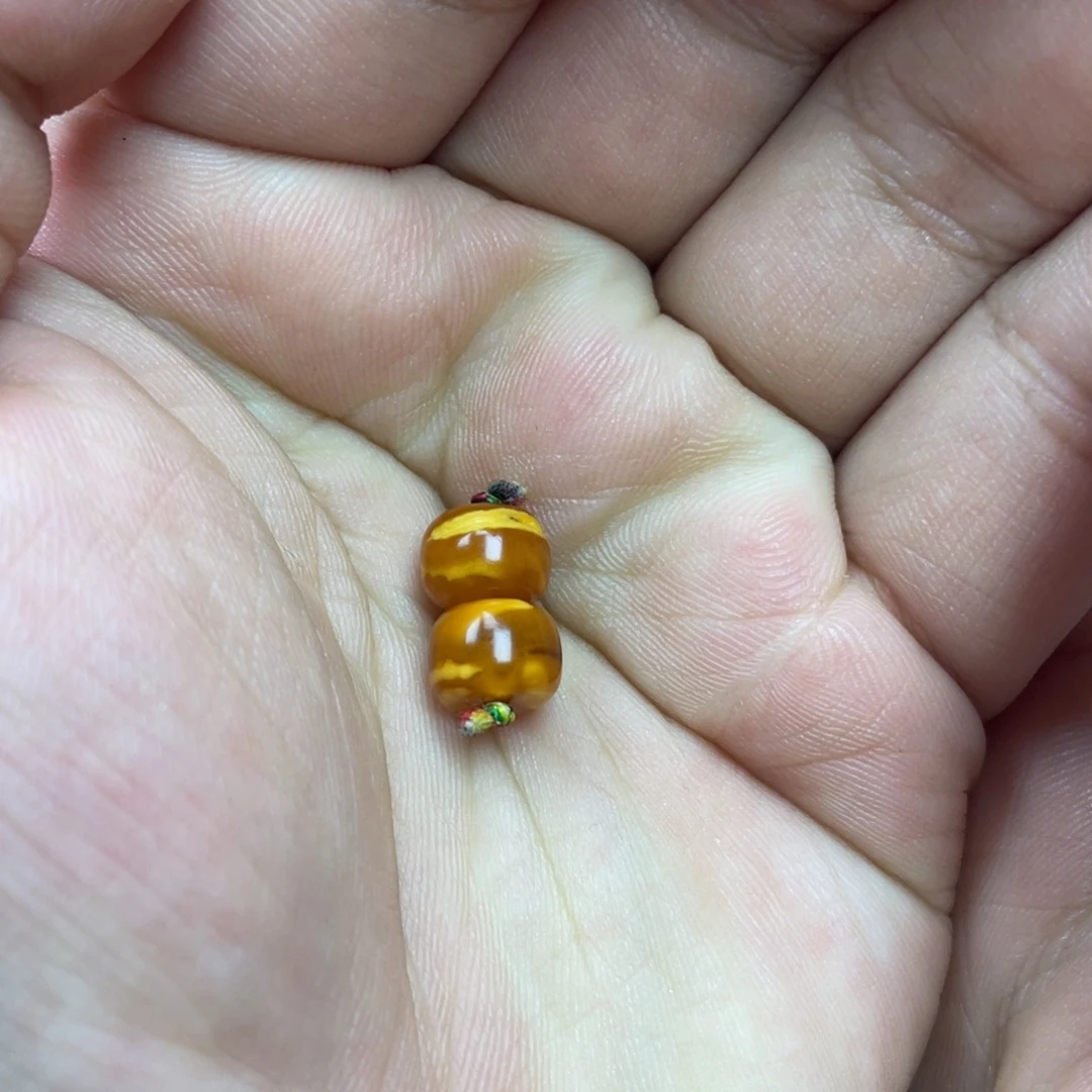 蜜蜡未镶嵌吊坠(不含链)