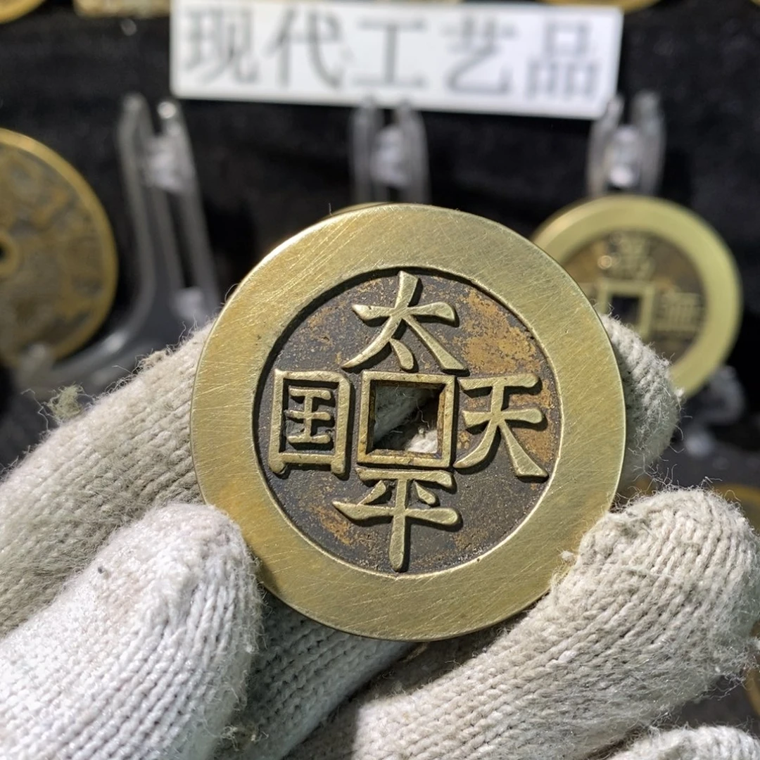 巧***力铜翻砂铸造现代工艺品