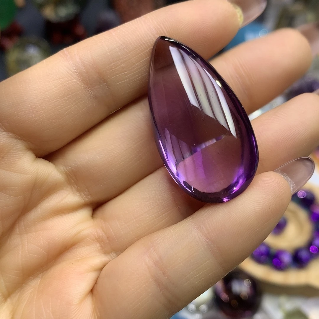 银***区未镶嵌水晶珠宝半成品