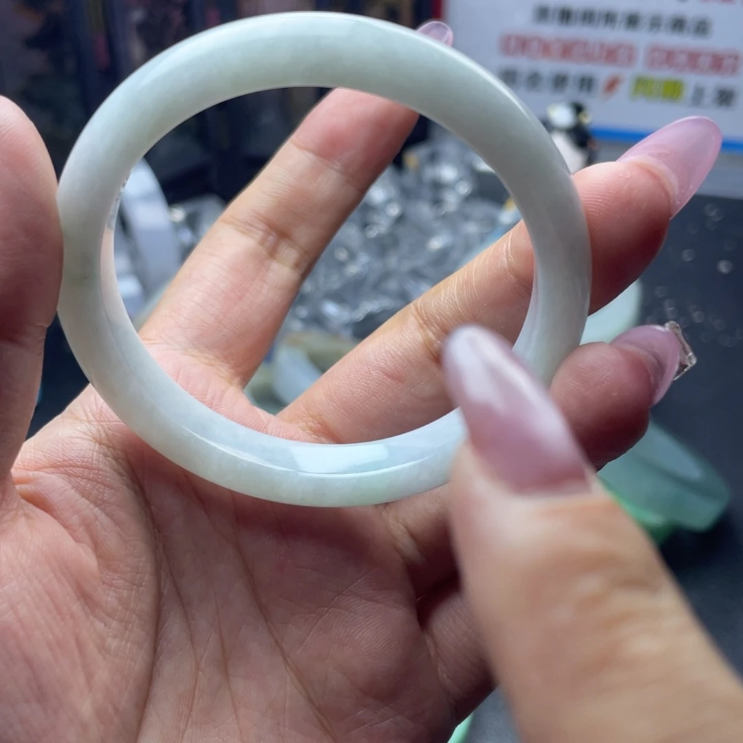 定制翡翠未镶嵌缅A翡翠多样发一