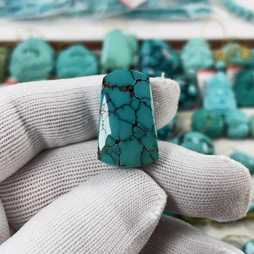 绿松石未镶嵌车挂