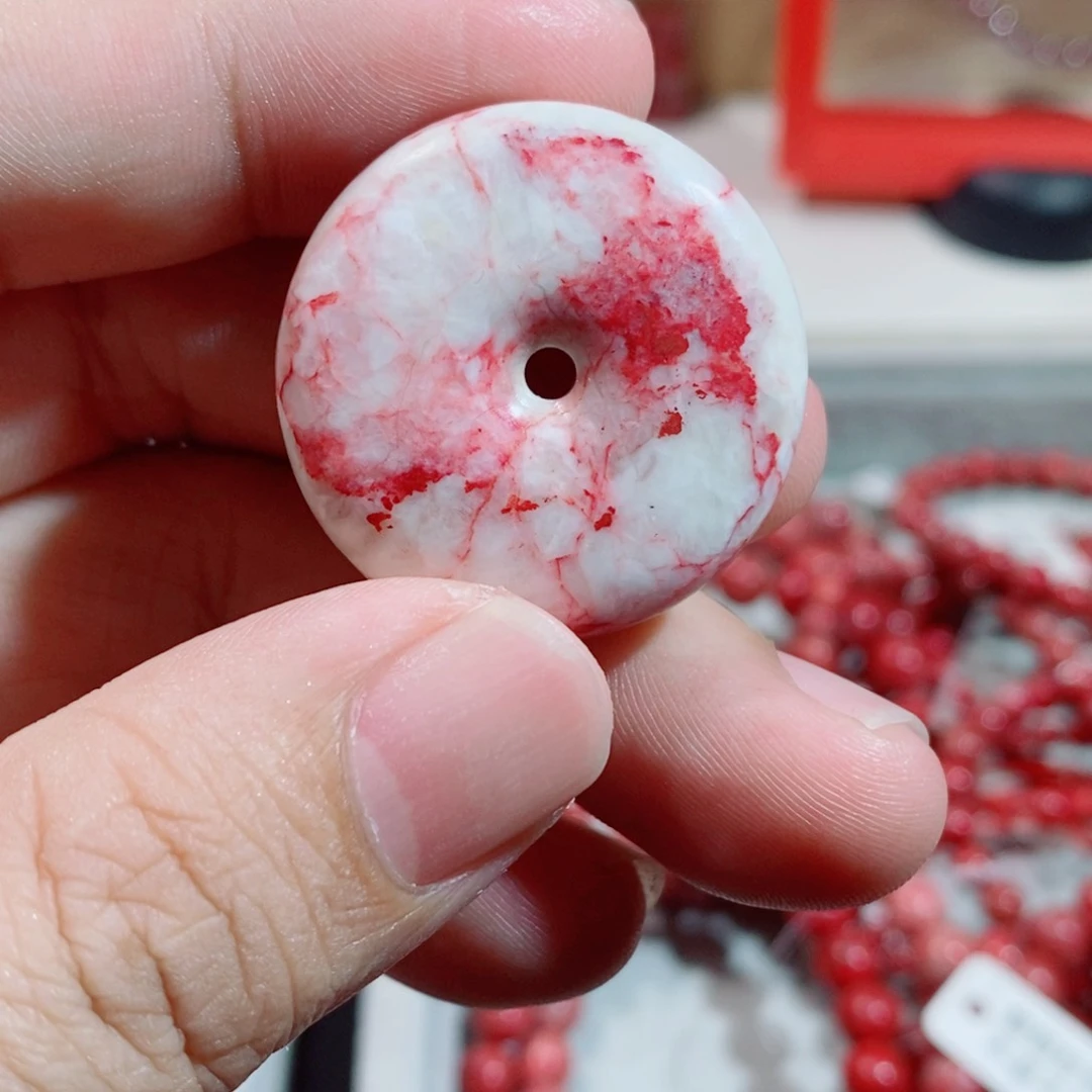 天然辰砂原石平安扣