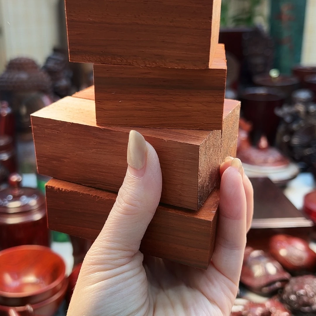 红花梨红花梨印章料自己打磨