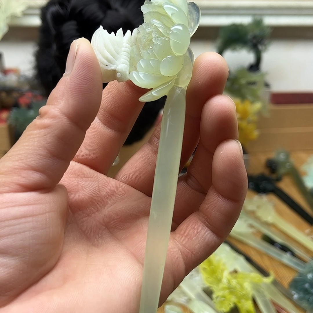 蛇纹石玉合金颈饰