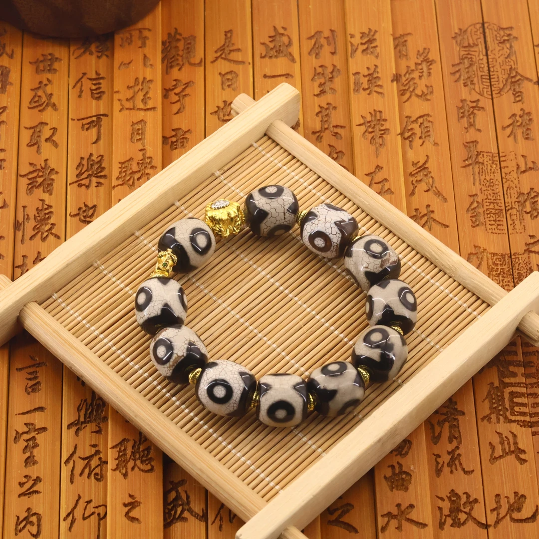 【凰世今传】尼泊尔回流黑龙鳞三眼玛瑙手串