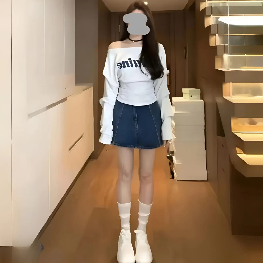 夏2025款纯欲风休闲风时尚套装字母上衣+牛仔短裙显瘦套装女2999