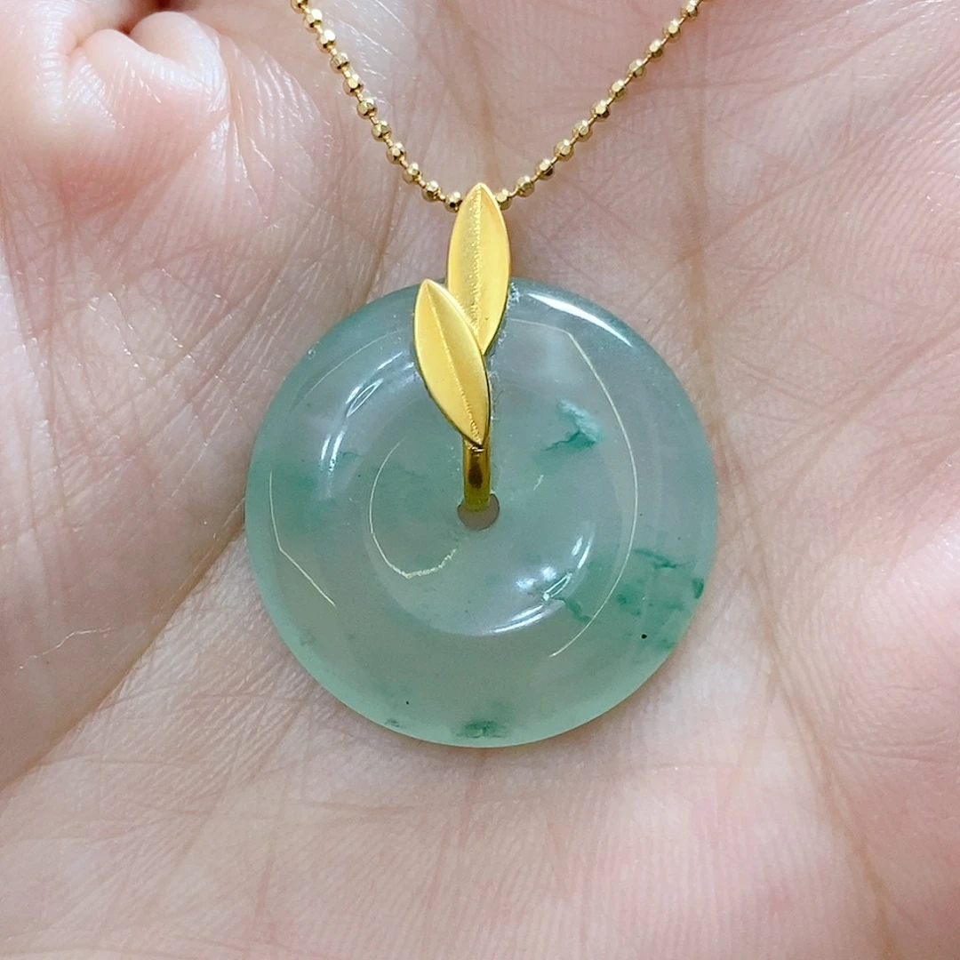 石英质玉18K金镶嵌颈饰