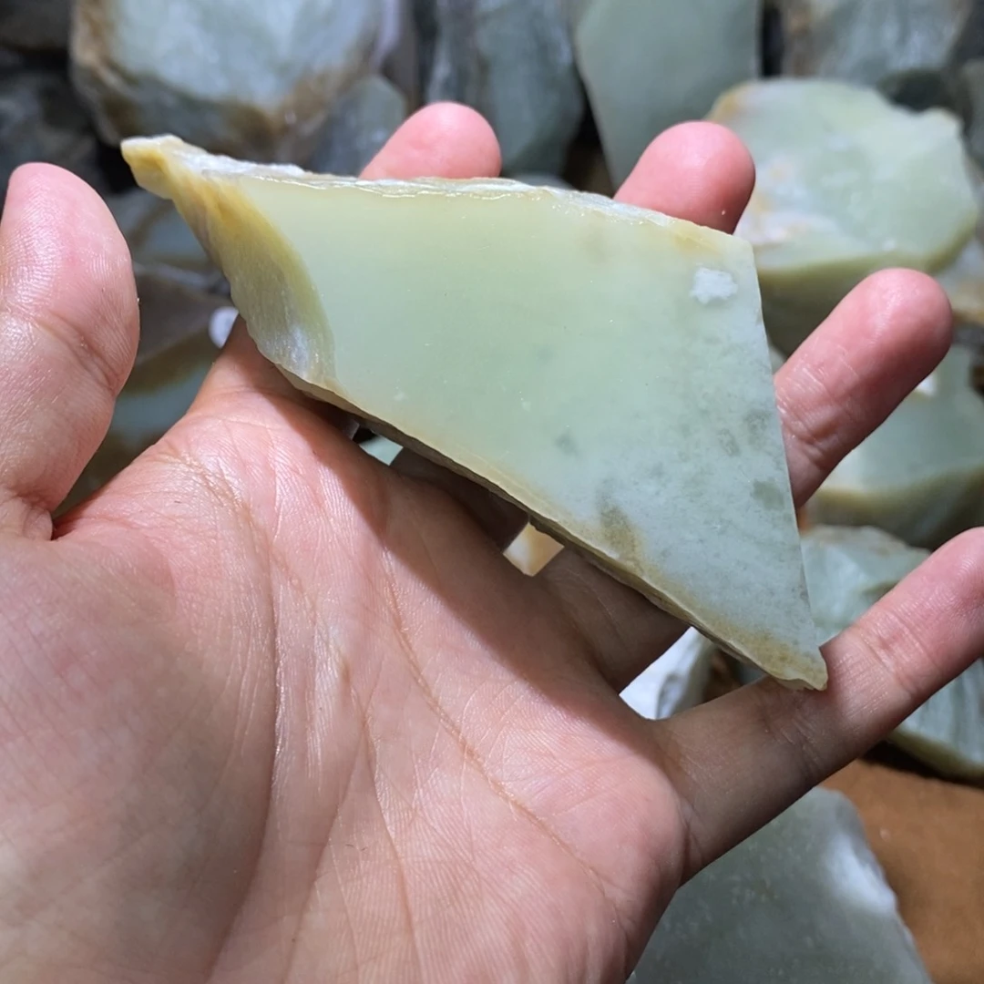 未镶嵌和田玉珠宝半成品