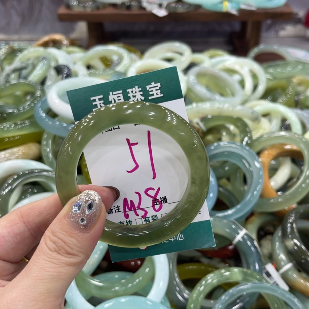 岫玉未镶嵌手镯手镯