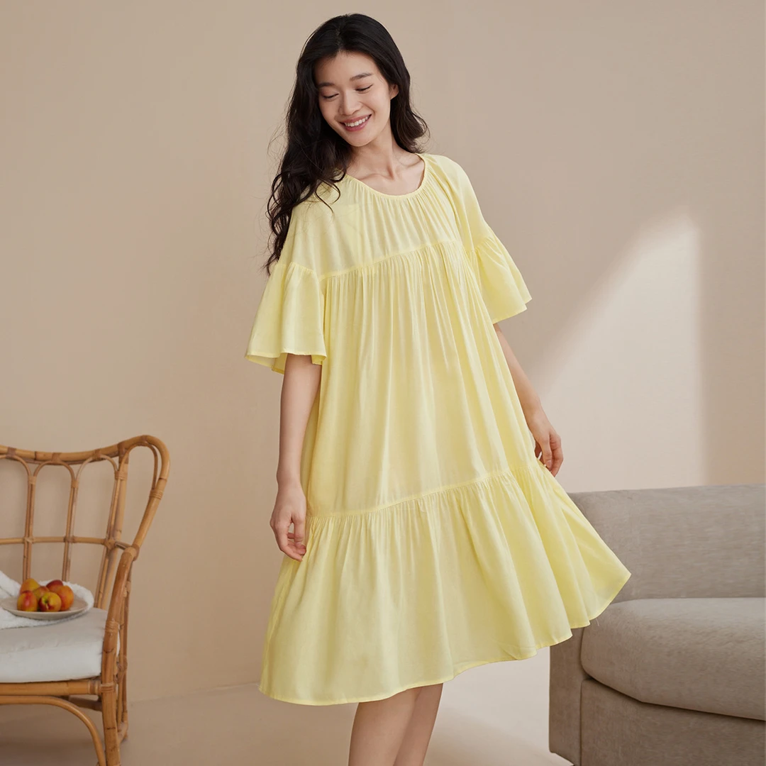 秋鹿梭织单层纱圆领短袖女裙夏季宽松甜美