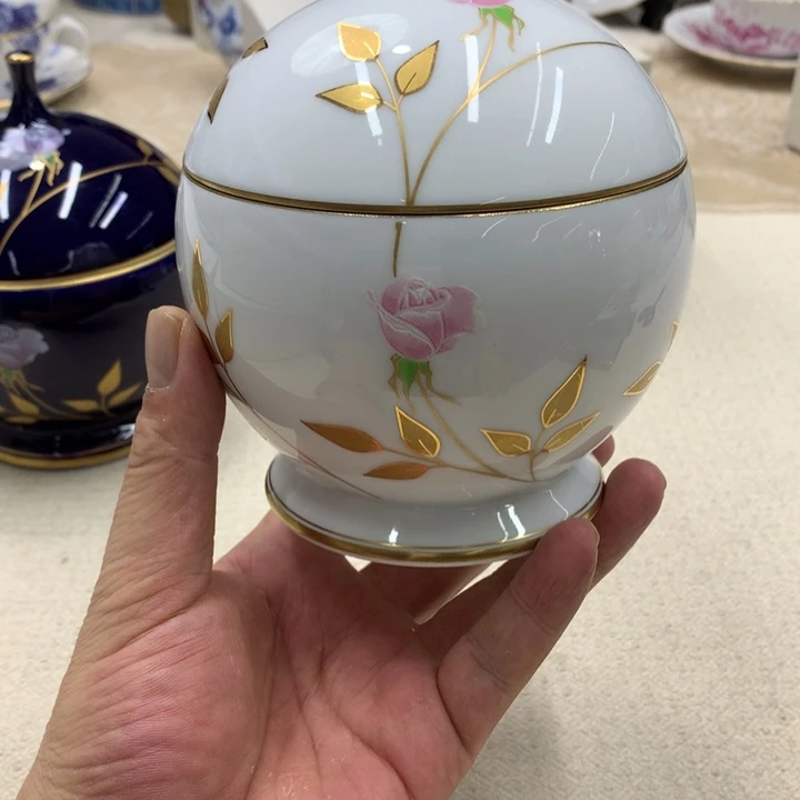 瓷片?****豚这点上架时间都