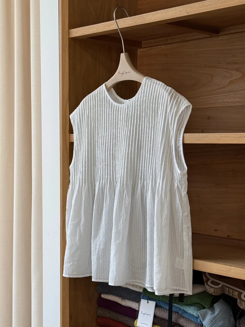 显瘦圆领飞袖黑色棉麻舒适百褶A版小衫上衣