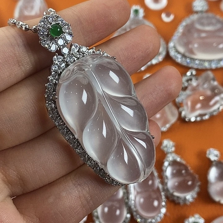 石英质玉银S925镶嵌颈饰