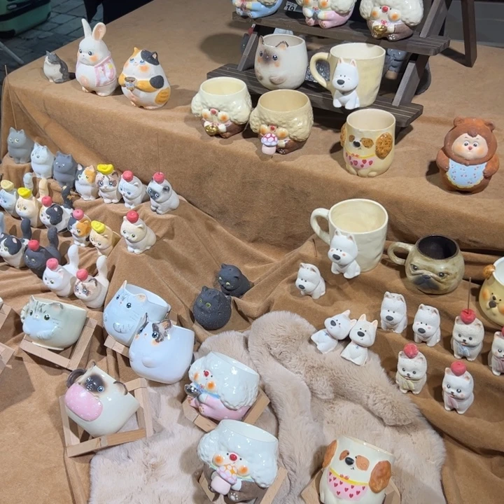 76。           陶瓷