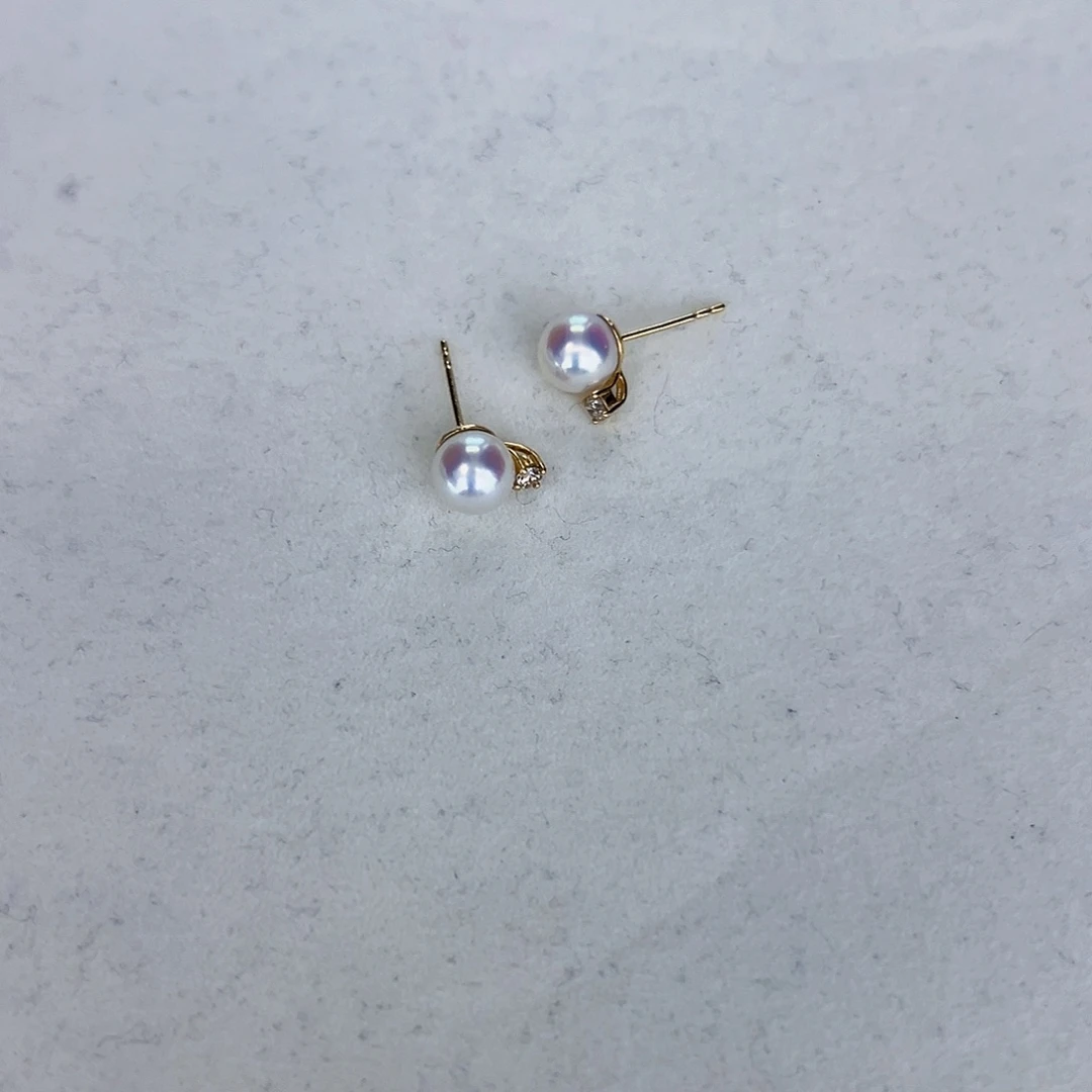 海水珍珠海水akoya王妃耳钉6-7mm18K金镶嵌