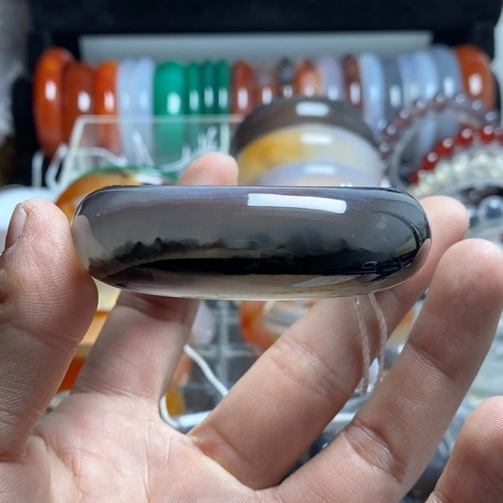 玛瑙/玉髓未镶嵌手镯