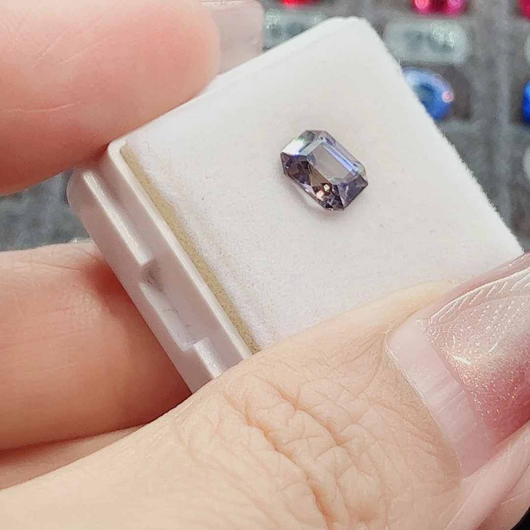 裸石尖晶石金属灰1.31克拉