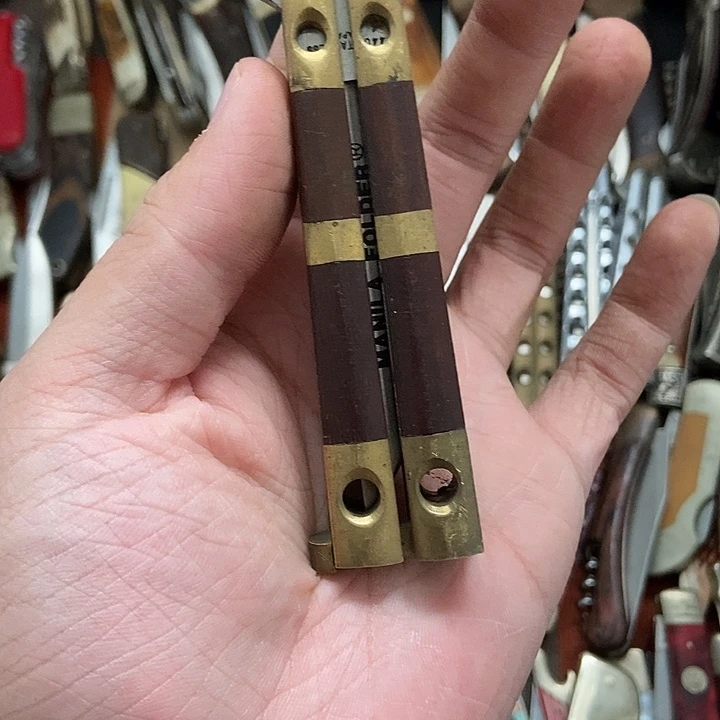 凉***讯户外多功能折叠小刀