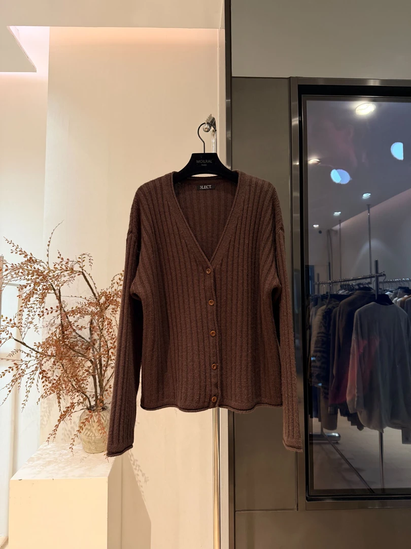 ZZ时尚百搭女士宽松显瘦短款毛针织衫X1036