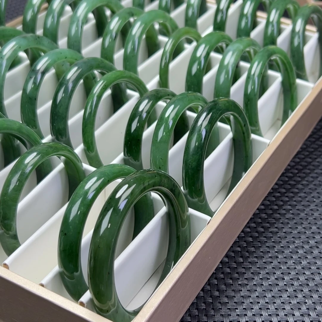 手链未镶嵌和田玉