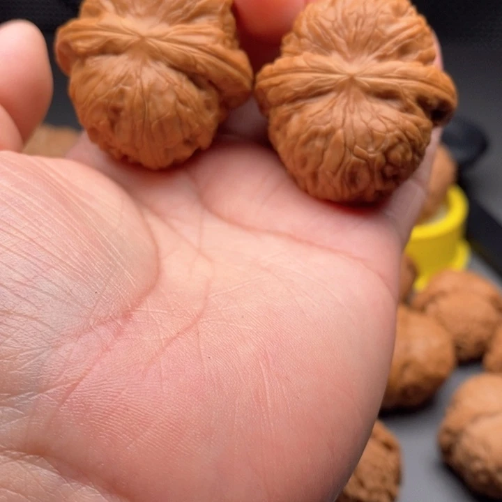 文玩核桃把件金*元宝