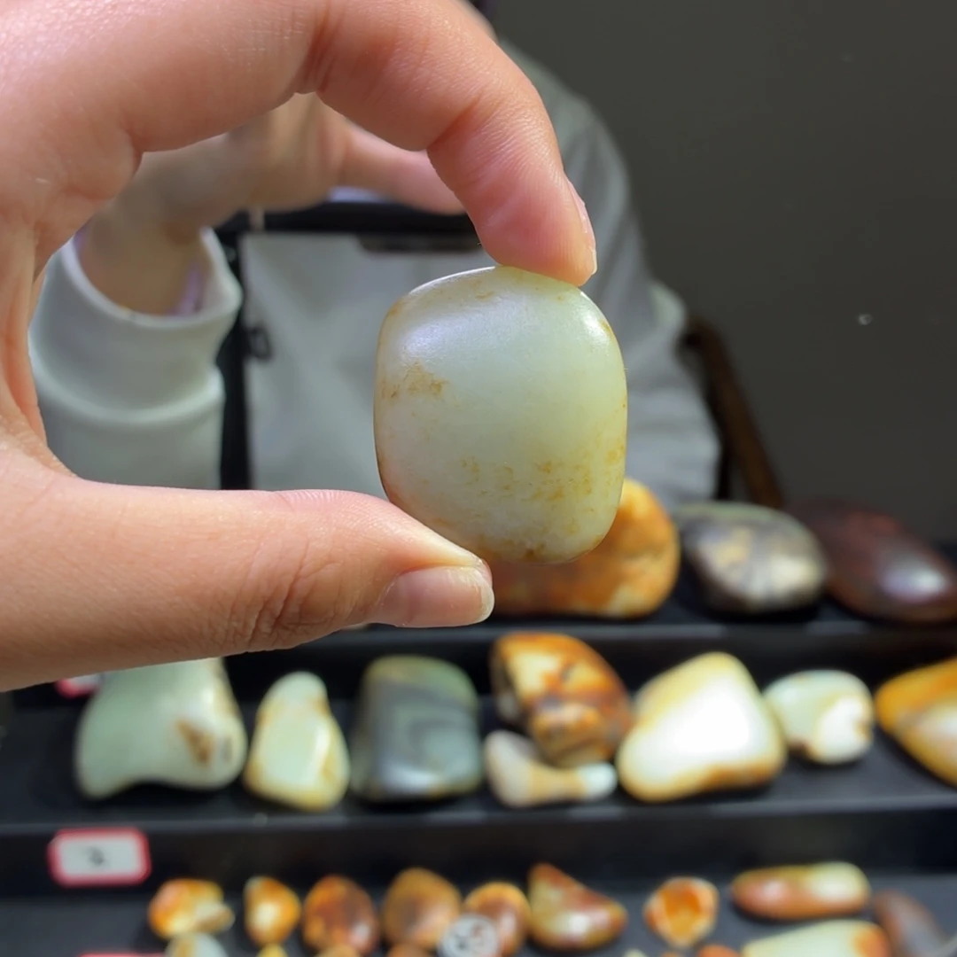 和田玉未镶嵌挂件28.8