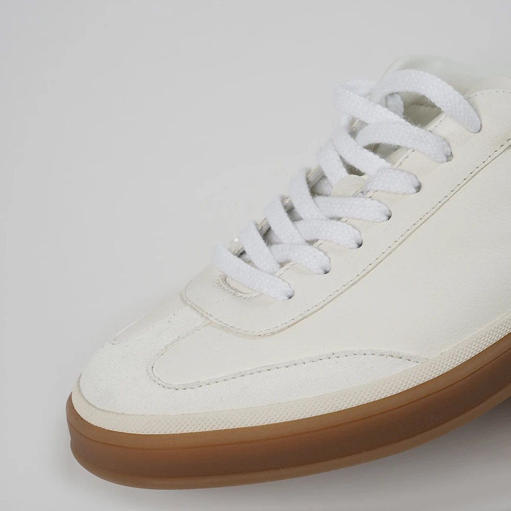 SHIIEELL时尚百搭舒适白色休闲鞋子女款潮流运动德训鞋 Z0416