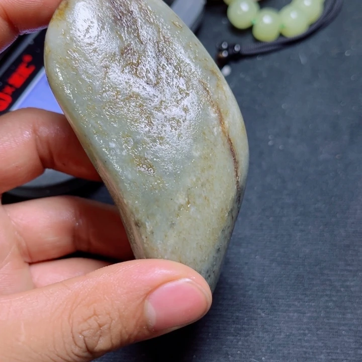 和田玉未镶嵌珠宝奇石