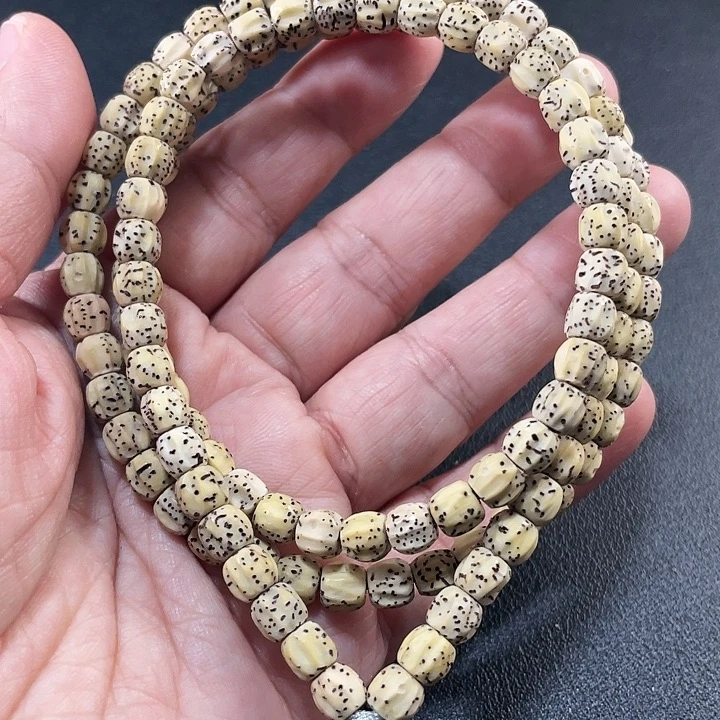 吊坠星月菩提雕刻百香籽款120颗