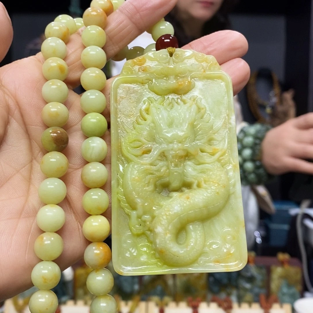 未镶嵌岫玉挂件吊坠
