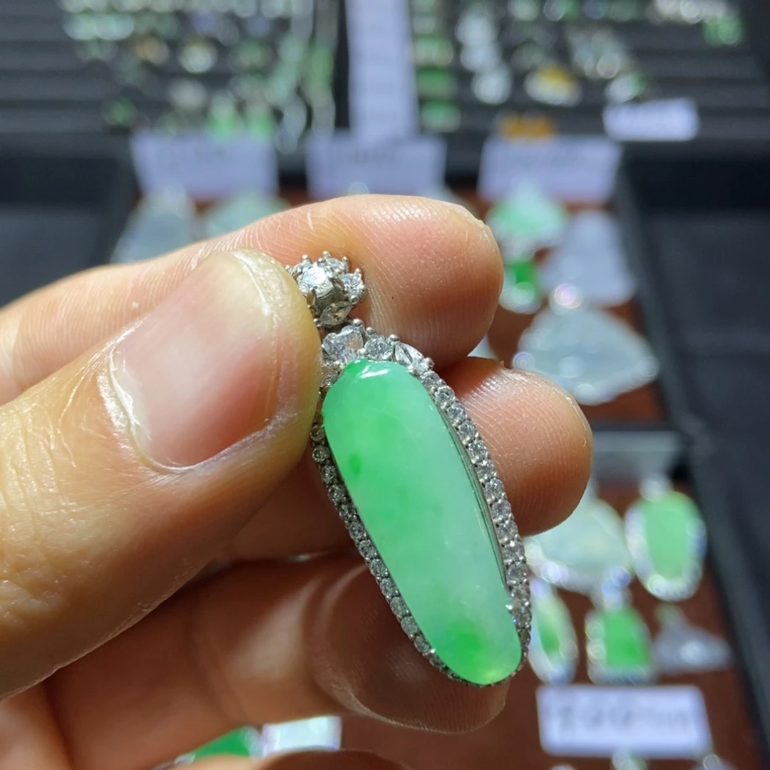 翡翠银S925镶嵌颈饰