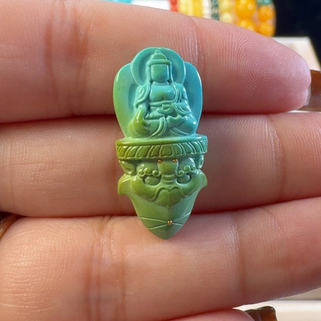 绿松石未镶嵌颈饰