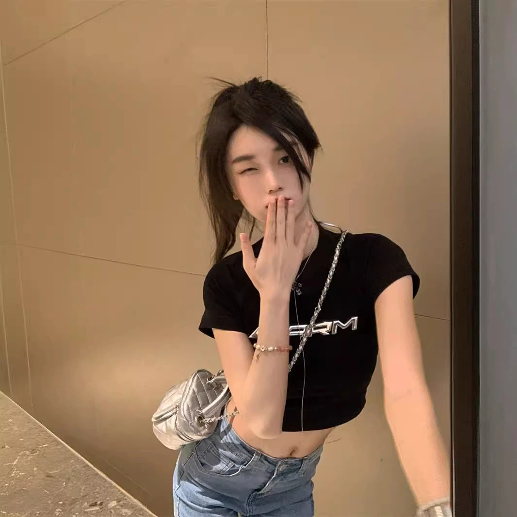 美式字母印花设计感短袖t恤女夏季辣妹显瘦短款爵士跳舞露腰上衣