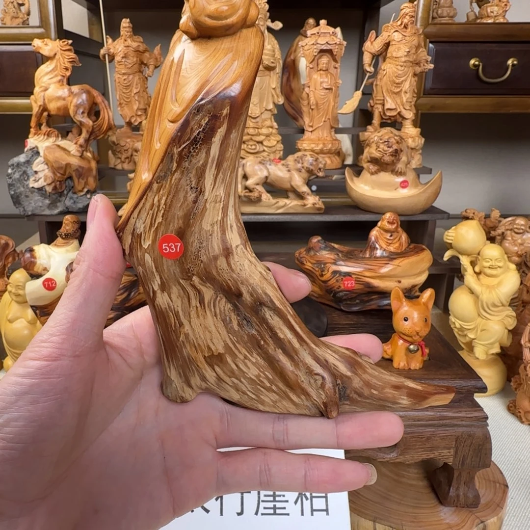 崖柏小木匠艺雕一物一拍