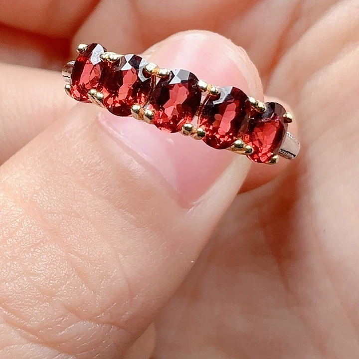 银S925镶嵌戒指石榴石