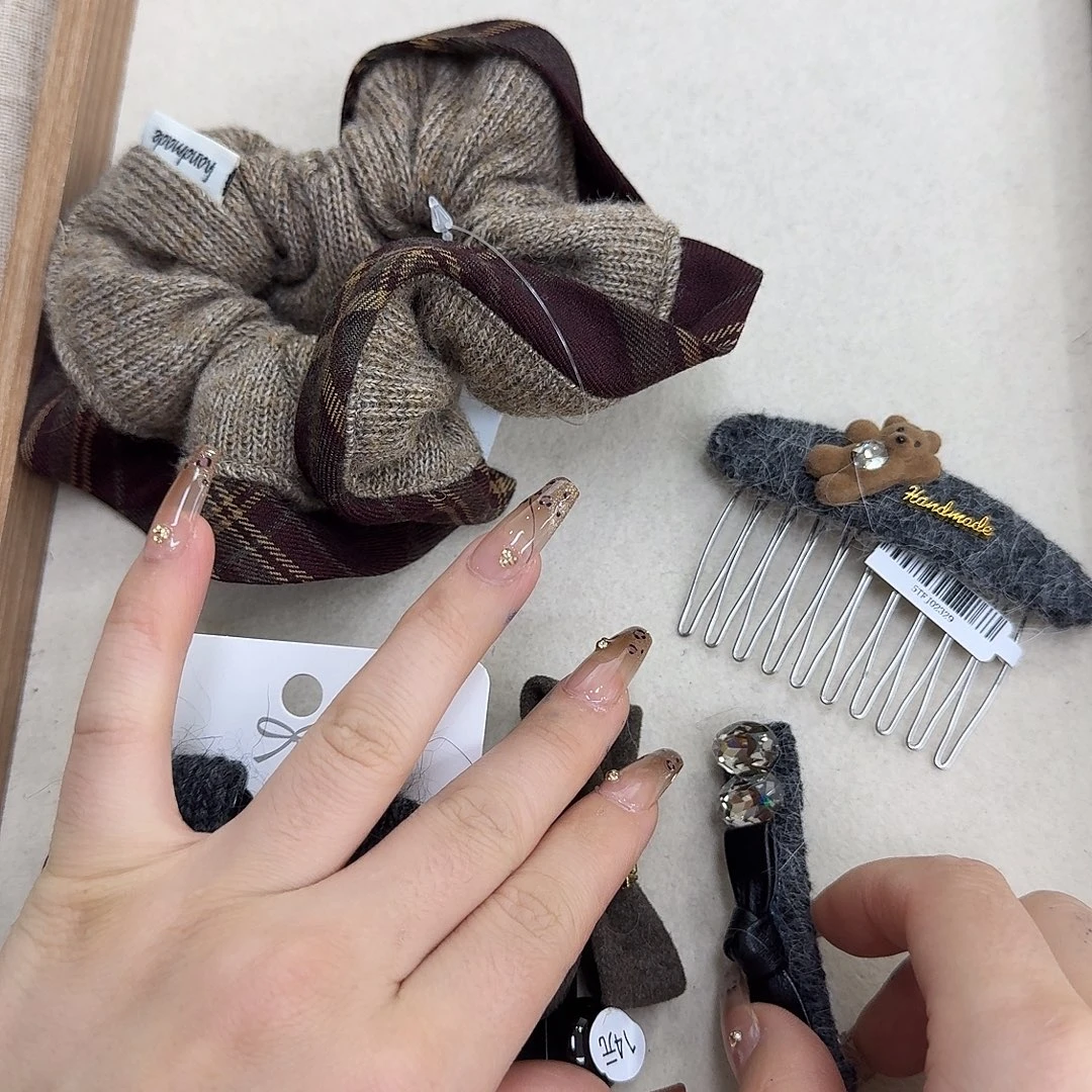 皮质铁合金夹子103