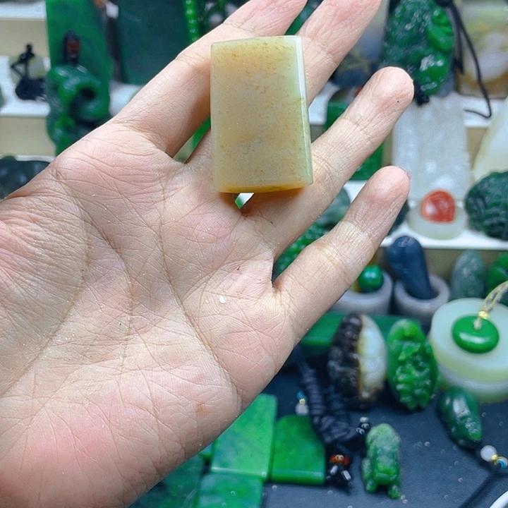 未镶嵌和田玉珠宝半成品
