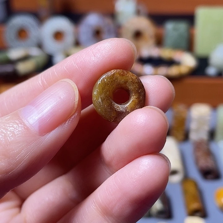 老***佛和田玉未镶嵌颈饰