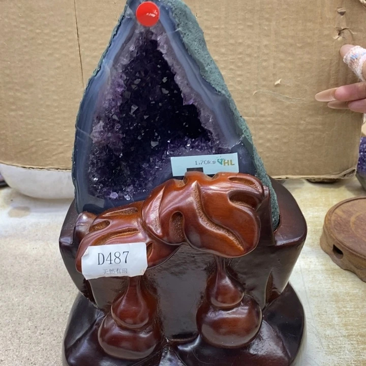 漫***漫大型摆件（非配饰）未镶嵌紫晶