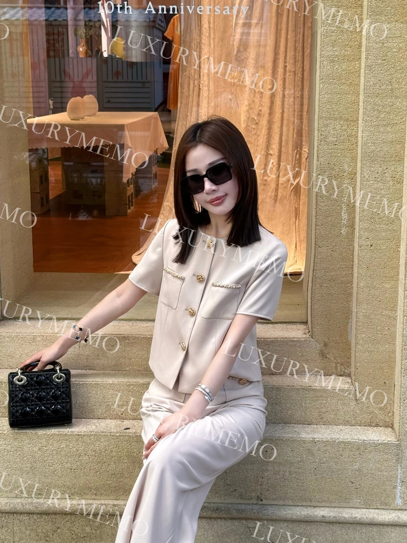 【露丽千金】意大利進口时尚小香风定制钻扣新款女上衣裤子套装女